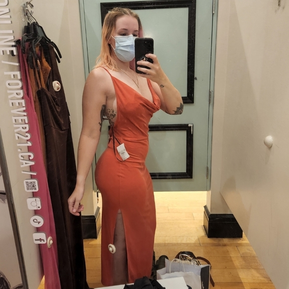 Low Back Cowl Neck Dress Forever 21 - Picture 4 of 6